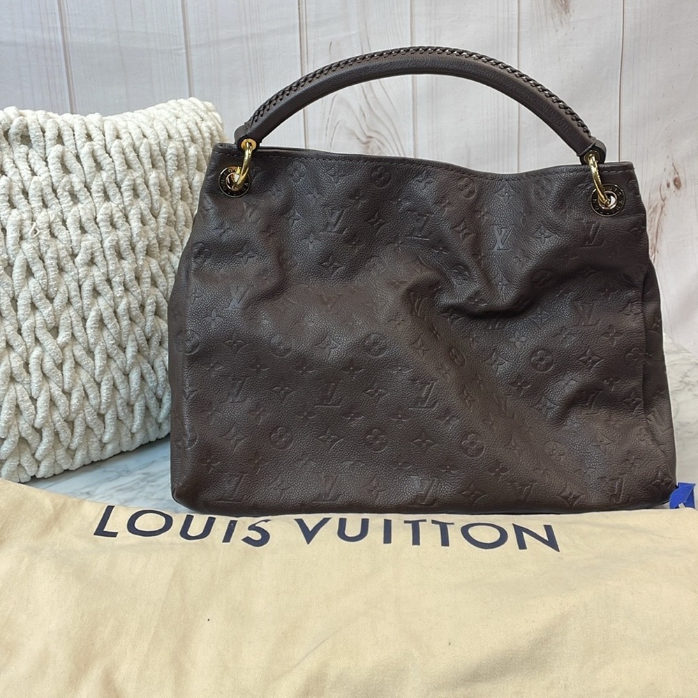 Louis Vuitton Artsy MM Monogram Empreinte Handbag